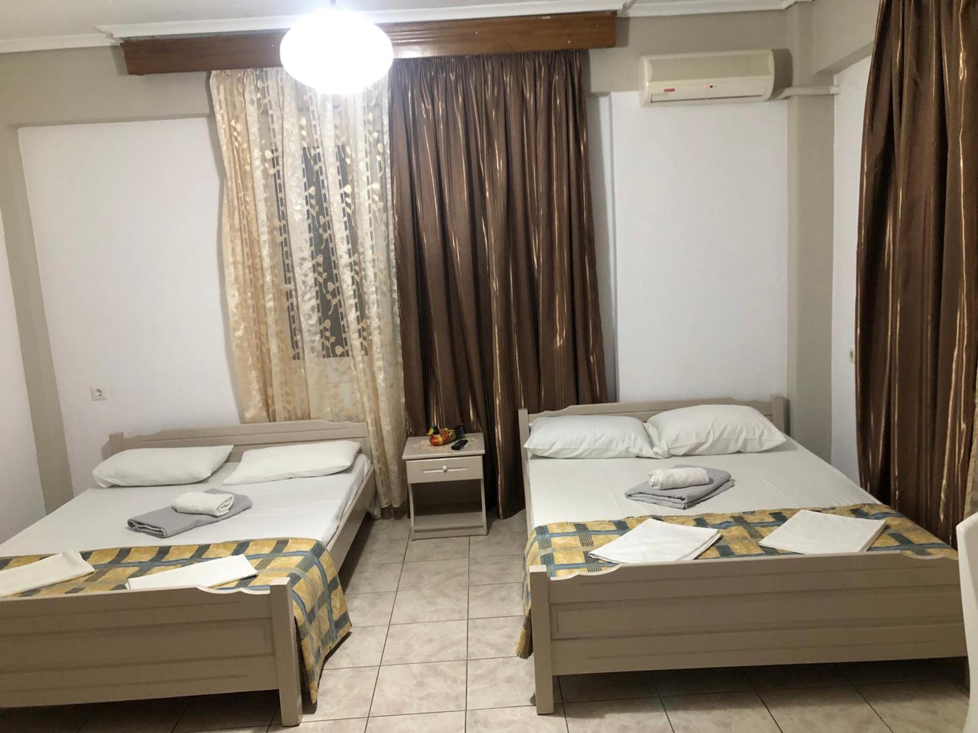 Nikis Rooms Paralía Eksteriør billede
