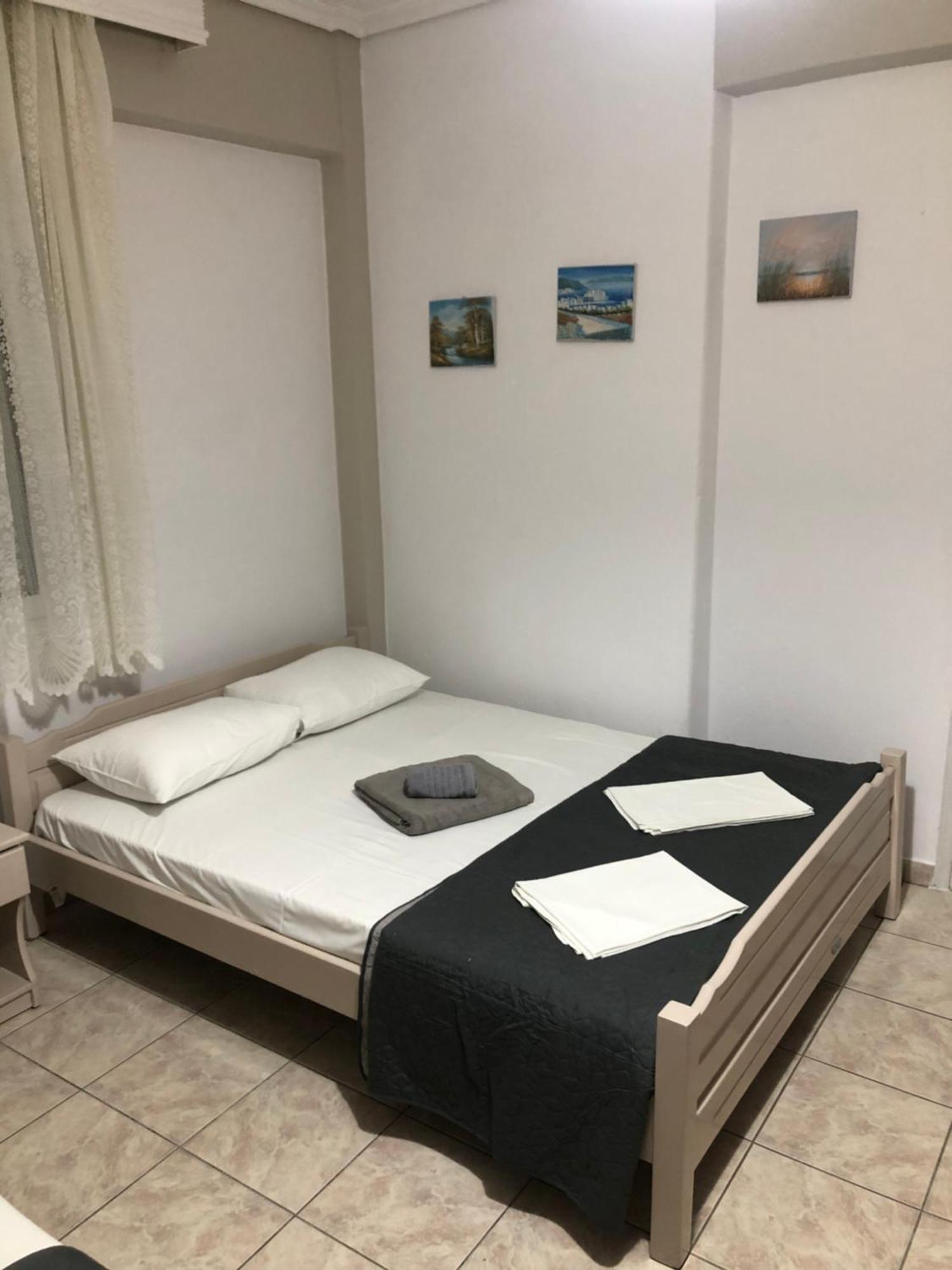 Nikis Rooms Paralía Eksteriør billede